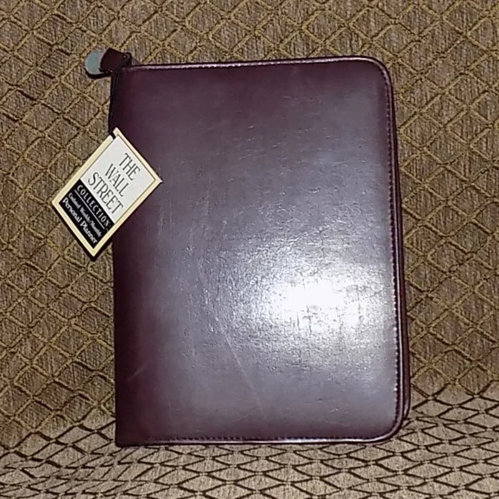 New Wall Street Collection day planner w/ extra note pages